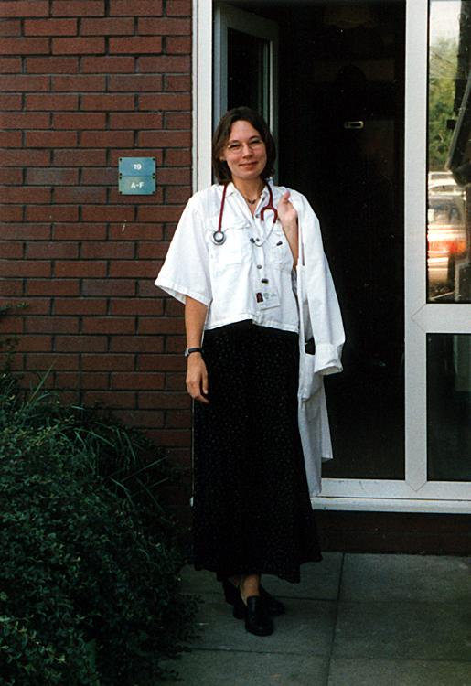 Marion in 1999, demonstrating that doctors in the UK tend to wear their stethoscope around their neck; you only do that in the Netherlands if you’ve been watching too many American medical dramas