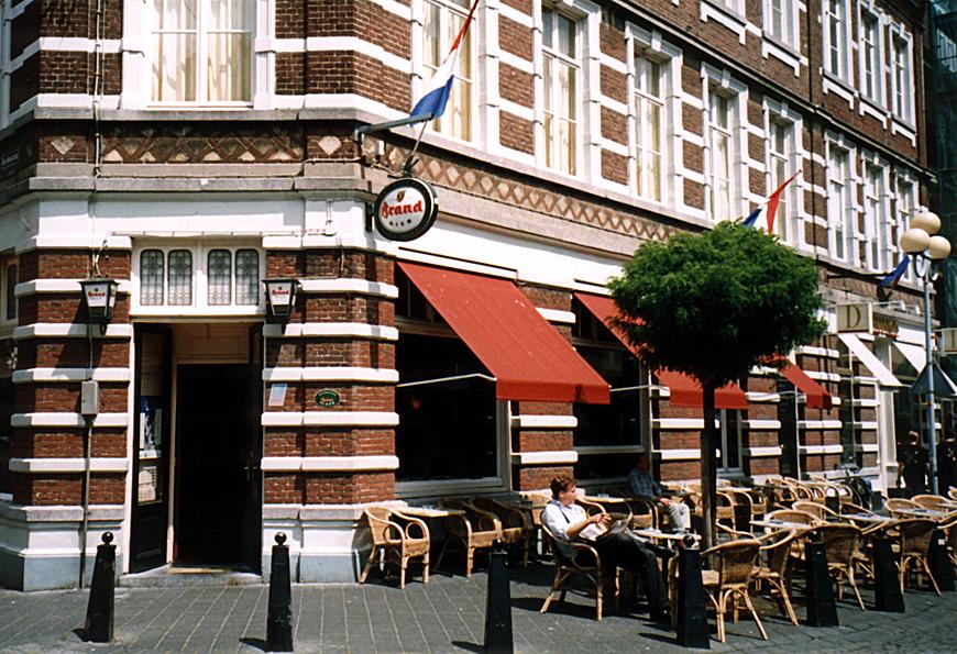 Maastricht: the terrace of Cafe de Percee