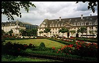 The rose garden on Avénue de la Liberté, Luxembourg