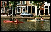Canine canoe race: Leiden, the Netherlands